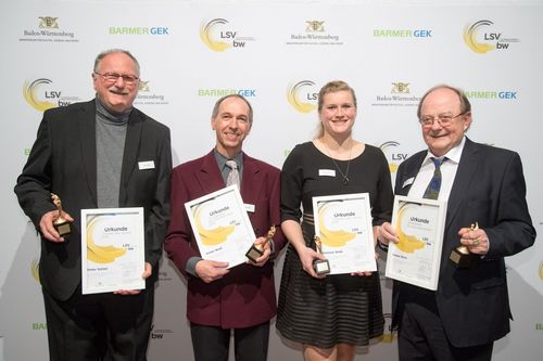 Im Jahr 2017 wurde Peter Salzer (ganz links) vom Landessportverband Baden-Württemberg als "Trainer des Jahres" ausgezeichnet. | Foto: Landessportverband Baden-Württemberg Jahresmotto SPORT IM WANDEL | Folge 16