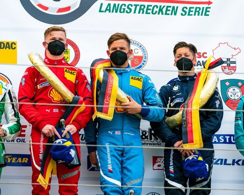 Motorsport | Hesse schreibt Geschichte