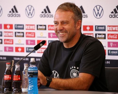 Corona | Impfkampagne rund um das Länderspiel