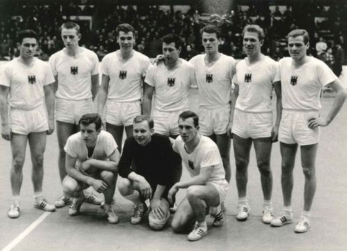 MEIN MOMENT | Erstes offizielles Länderspiel gegen die DDR