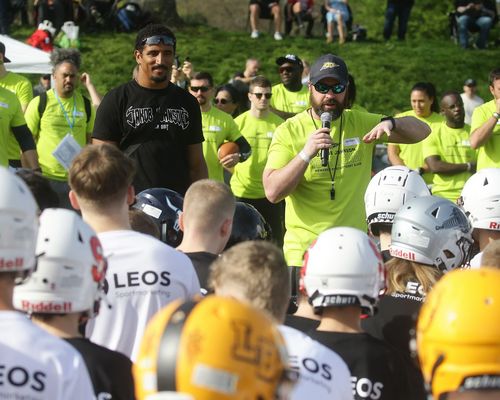 Podcast | SURGE INSIGHTS mit Jakob Johnson