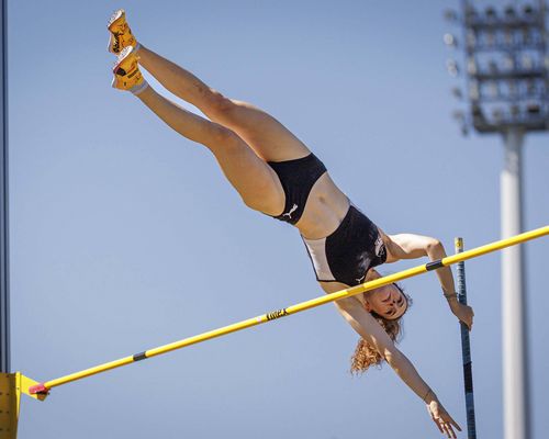 Leichtathletik | Anna Hiesinger springt zu Gold