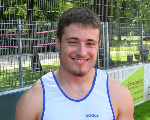 Rasenkraftsport | DM-Titel für Meyer und Röske