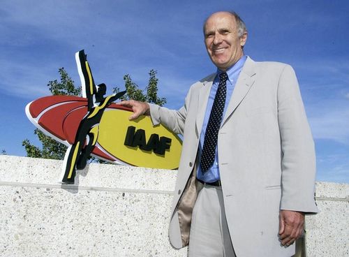 Prof. Dr. Helmut Digel | Foto: Pressefoto Baumann Umbenennung | Aus "Quergedacht" wird "Nachgedacht"