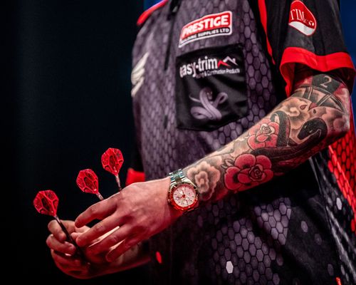 Event der Woche | Darts-Weltstars treten im Glaspalast an