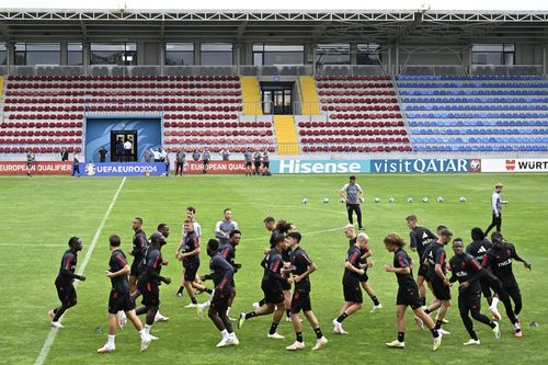 Die belgische Fußball-Nationalmannschaft hat sich für die EM-Endrunde qualifiziert. | Foto: IMAGO / Photo News EURO 2024 Stuttgart | Belgier nutzen Freiberger Sportzentrum