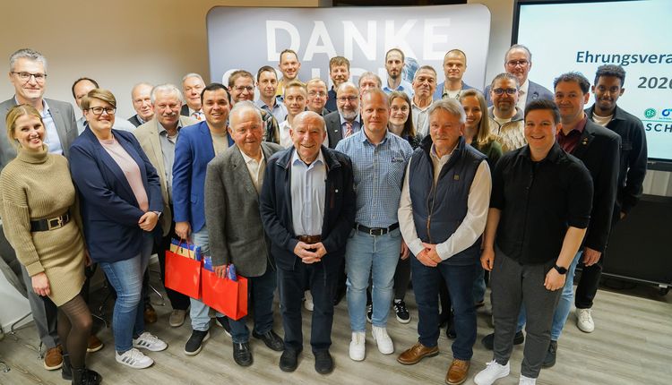 Fußball | Württemberg feiert seine Unparteiischen