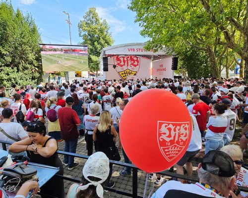Saisoneröffnung | Profi-Teams präsentieren sich den Fans