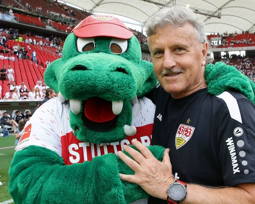 VfB TV | Interview mit Gerhard Wörn