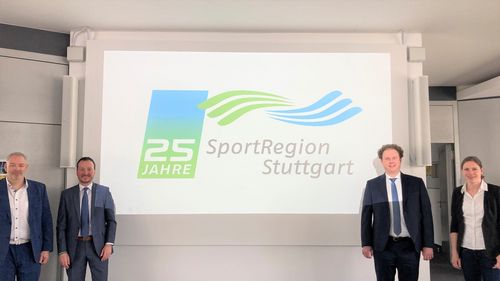Wollen künftig noch mehr kooperieren (von links): Michael Bofinger und Christoph Traub (beide SportRegion Stuttgart) sowie Dr. Matthias Knecht und Bettina Pau (beide KulturRegion Stuttgart). | Foto: SportRegion Stuttgart / Katharina Lutz Verband Region Stuttgart | Die Arbeit wird gelobt
