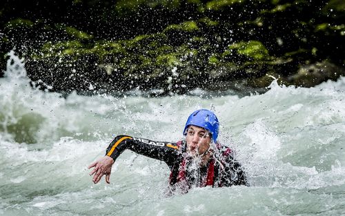 VIELFALT DES SPORTS | Wildwasserschwimmen
