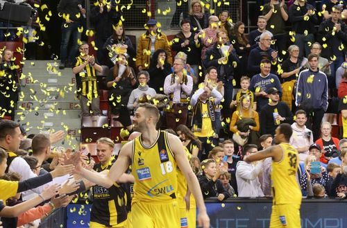 Foto: Pressefoto Baumann Top-Event der Woche | RIESEN gegen FC Bayern