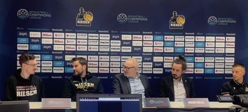 Gaben Auskunft (von links): Glock, Menzel, Bofinger, Robert und Schacht. | Foto: SportRegion Moderation | Netzwerktreffen in Ludwigsburg
