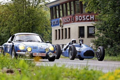 ZEITREISE | Mit viel PS rund ums Schloss Solitude