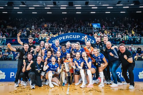 Volleyball | Stuttgart gewinnt den Supercup