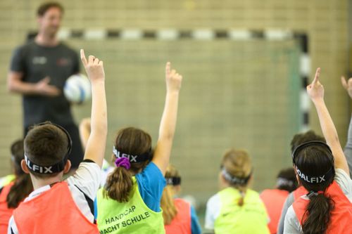 HANDICAP MACHT SCHULE | Schüler übernimmt Leitung