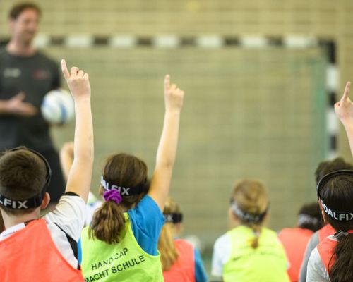 HANDICAP MACHT SCHULE | Schüler übernimmt Leitung