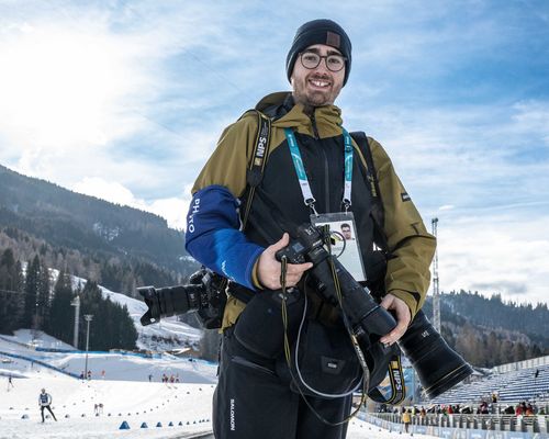 ONDA MILANESE | Der vollgehängte Weihnachtsbaum