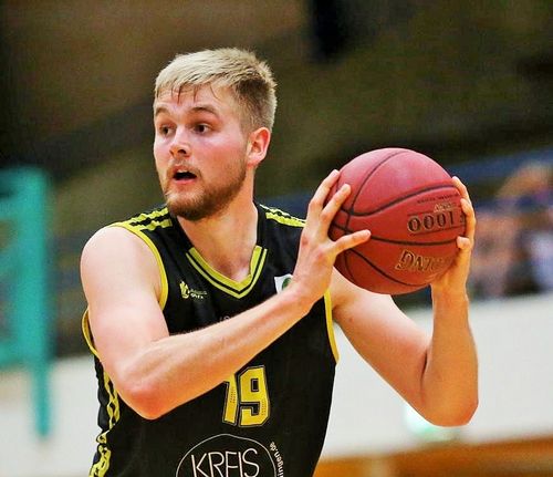 Basketball | Knights starten Helden-Aktion