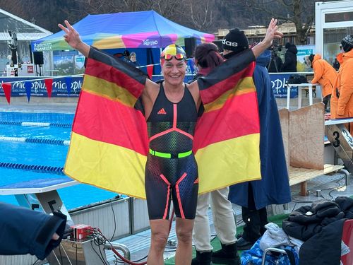 Eisschwimmen | Steinke und Tschepe gewinnen WM-Gold 