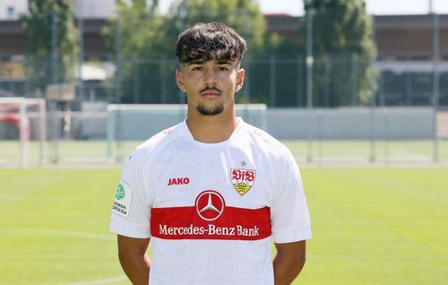 Laurin Ulrich | | Foto: Pressefoto Baumann Auszeichnung | Fritz-Walter-Medaille für Laurin Ulrich