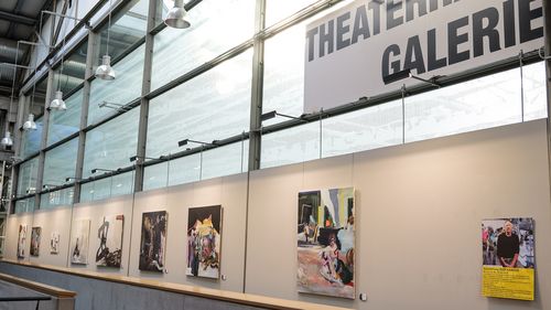 Im Theaterhaus Stuttgart sind immer wieder künsterlische Werke zu sehen, derzeit werden Bilder von Rudi Kargus ausgetellt. | Foto: Theaterhaus Stuttgart / Martin Kemeter Ausstellung | Rudi-Kargus-Werke im Theaterhaus