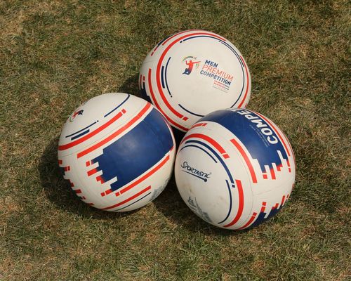 Faustball | Zwei Teams steigen auf