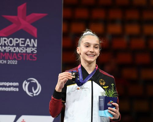 Regio TV | Porträt des Turntalentes Helen Kevric