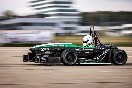 Studierende der Universität Stuttgart haben einen neuen Weltrekord aufgestellt. | Foto: IMAGO / Cover-Images Motorsport | Ein neuer Weltrekord ist aufgestellt worden