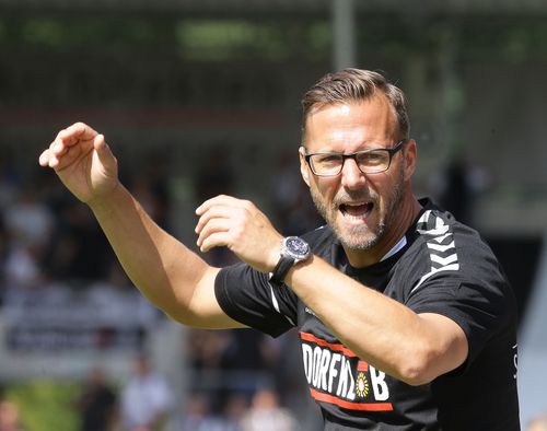 Trikotsammlung | Folge 9: Wasen-Trikot bringt gegen Fortuna kein Glück