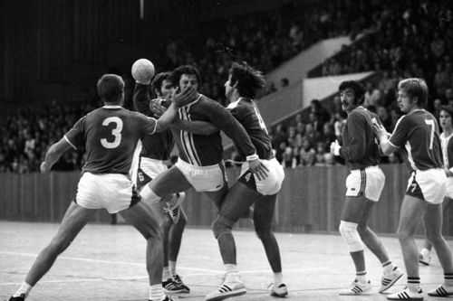 ZEITREISE | Handball-Jubelszenen in Böblingen