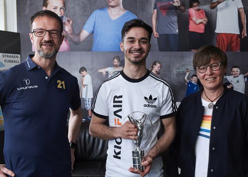 Auszeichnung | KICKFAIR gewinnt "Oscar des Sports"
