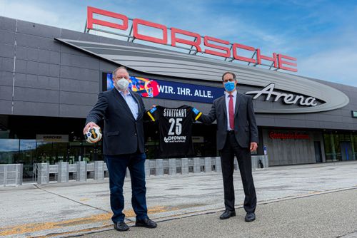 DHB-Präsident Andreas Michelmann (links) und Dr. Clemens Maier (Sport-Bürgermeister Stuttgart). | Foto: Marco Wolf / DHB Handball | Stuttgart auf WM-Kurs