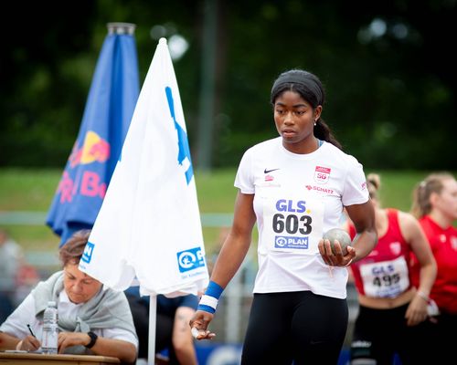 Paris-Stipendium | Ndubuisi gewinnt Gold mit Kugel