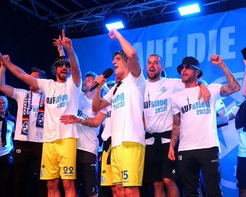 Regio TV | Stuttgarter Kickers steigen auf