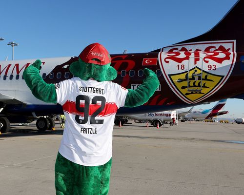 Flughafen | VfBExpress erstmals in Stuttgart gelandet