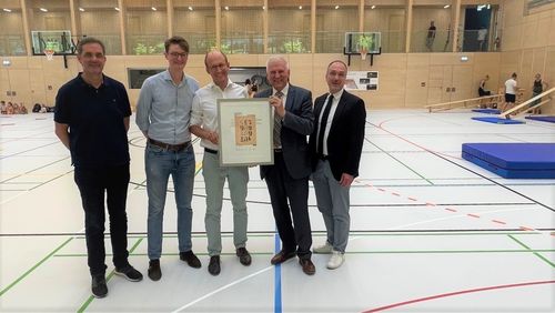 Vaihingen | Auszeichnungen für neue Halle