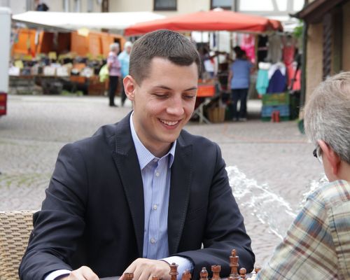 SPORTLICHES RATHAUS | Daniel Töpfer