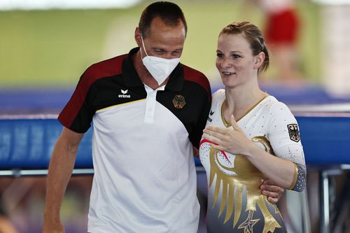 Trampolinturnen | Medaillen für Adam, Pfleiderer und Rösler