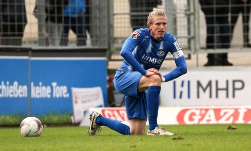 13. November | Kickers-Film EIN TRAUM IN BLAU im Stuttgarter Delphi Arthaus Kino