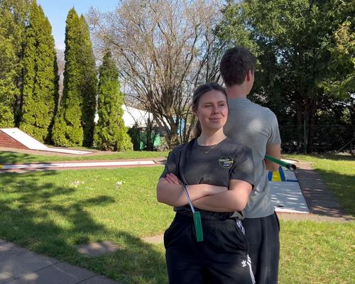 Minigolf | Weltmeisterin Schumacher zu Gast in Stuttgart