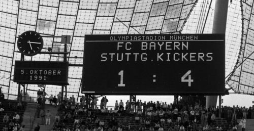 Im Oktober 1991 gewannen die Stuttgarter Kickers mit 4:1 bei Bayern München. | Foto: Pressefoto Baumann
