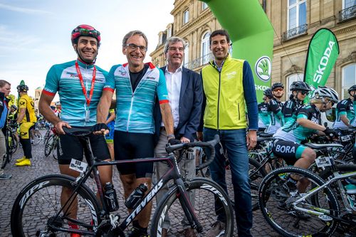 Elmar Burke kurz vor dem Startschuss des Jedermannrennens. | Foto: Archiv Sportliche Filme | Folge 8: ELMAR. DEINE TOUR