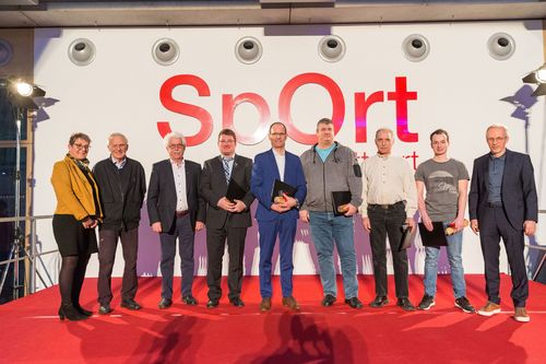 Foto: STB/Dr. Qingwei Chen Auszeichnung | Fünf Personen erhalten Spieth-Medaille