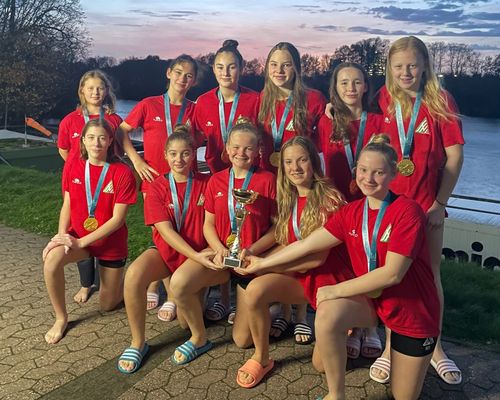 Wasserball | Esslingen triumphiert bei Pokalendrunde
