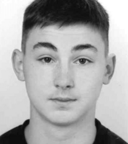 Leon Dotzauer | Foto: privat Ausbildung | Dotzauer arbeitet auf Geschäftsstelle mit