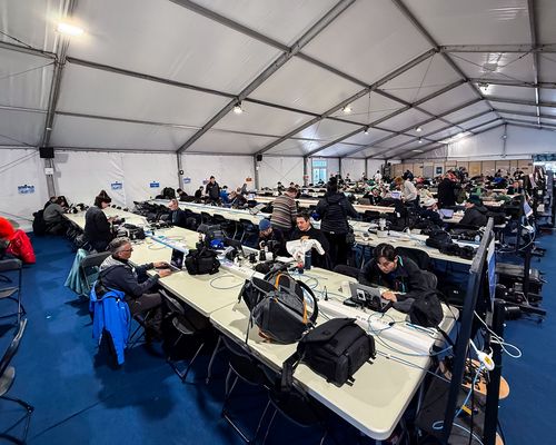 ONDA MILANESE | Arbeiten im Taubenschlag