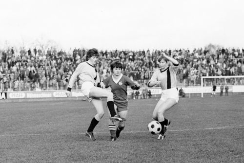 ZEITREISE | Neuere Forschungen zur Fußballgeschichte