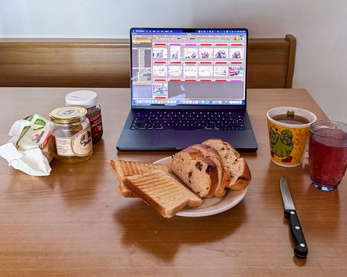 ONDA MILANESE | Tagesbeginn mit Toastbrot und Hefezopf 