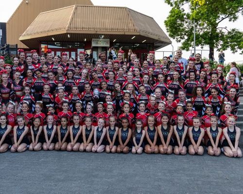 Cheerleading | Drei Titel für die Dancing Shoes